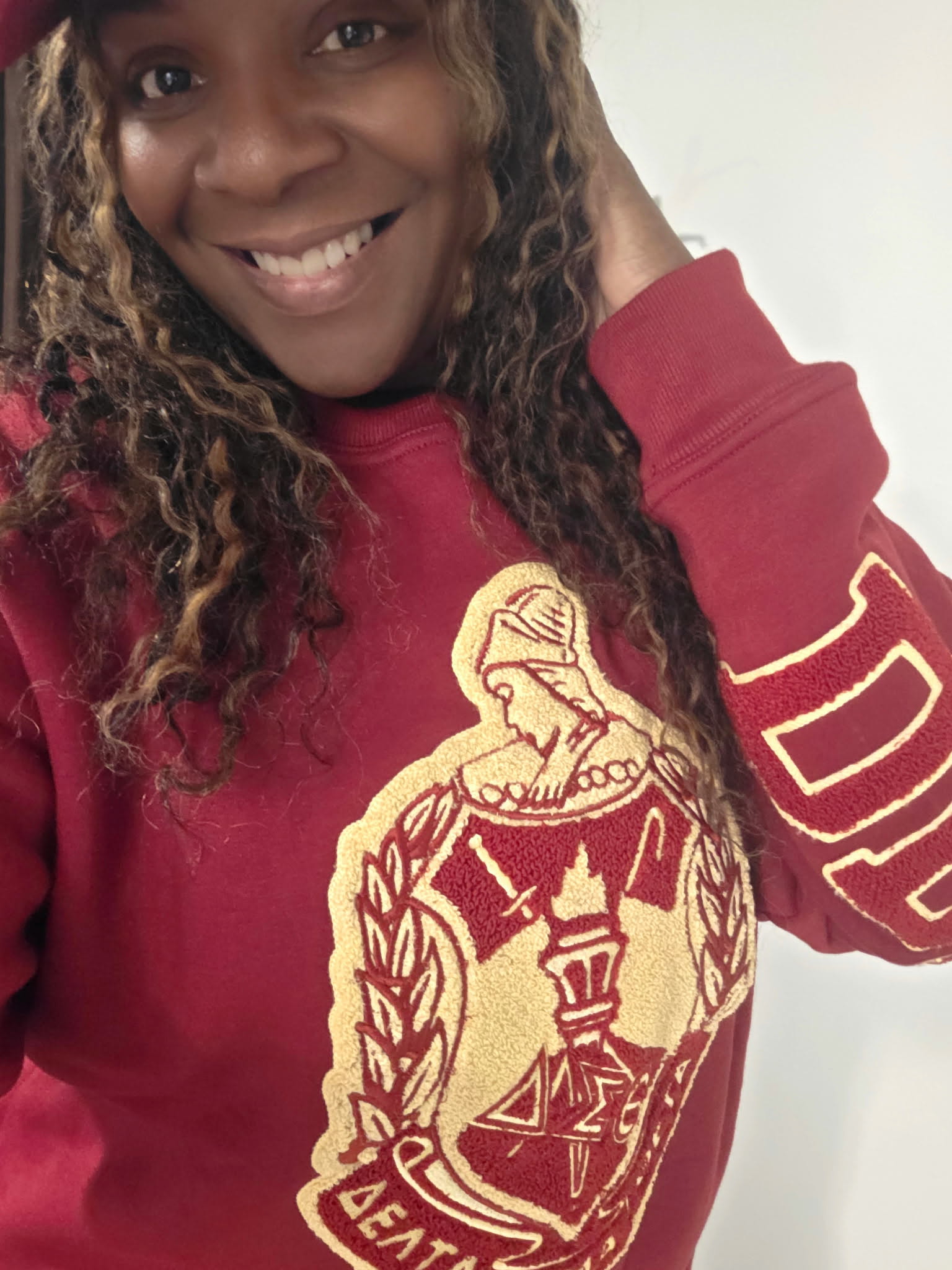 Delta Crimson & Cream